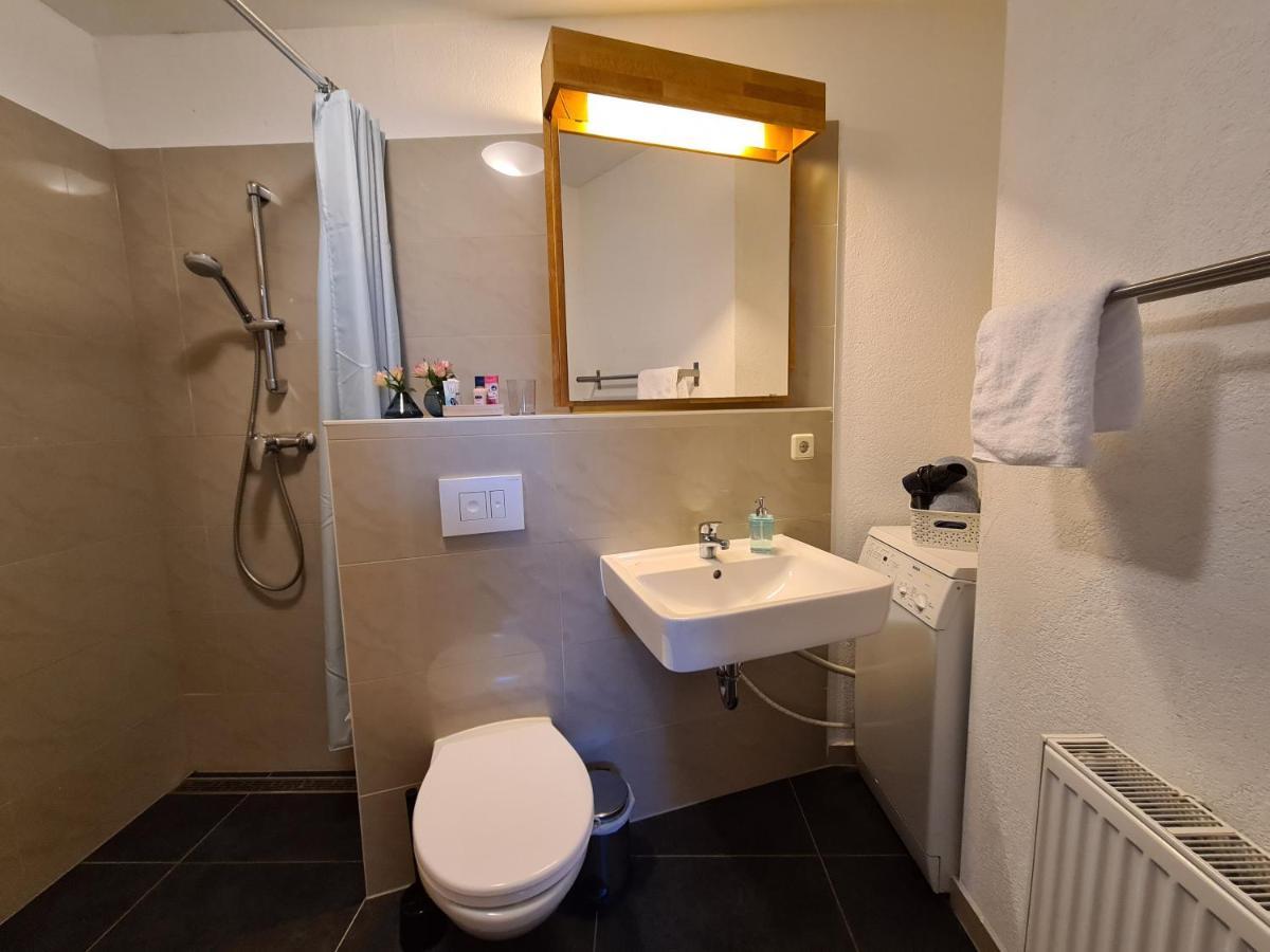 Neues Apartment #2 Mit Wlan !Sauna & Hot Tub Zubuchbar! Зенфтенберг Екстериор снимка