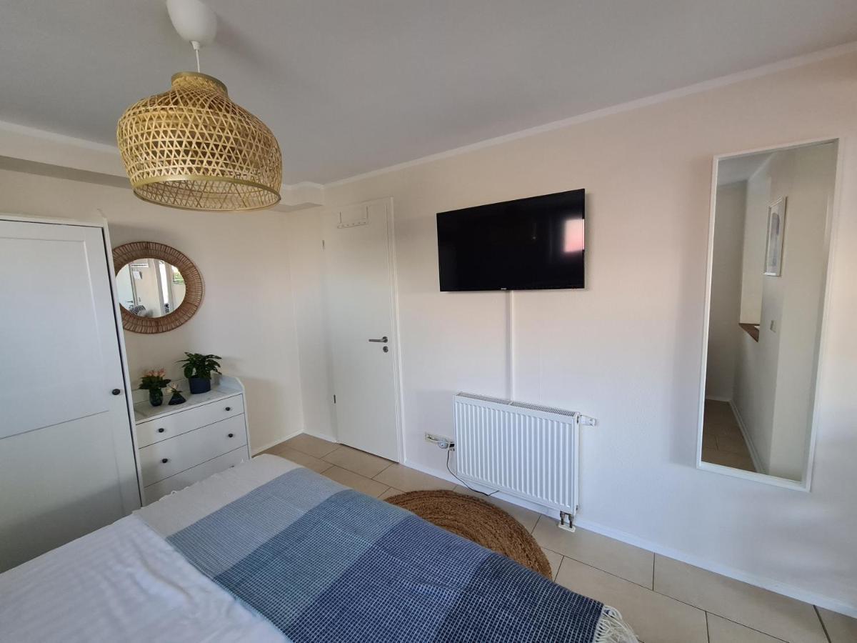 Neues Apartment #2 Mit Wlan !Sauna & Hot Tub Zubuchbar! Зенфтенберг Екстериор снимка